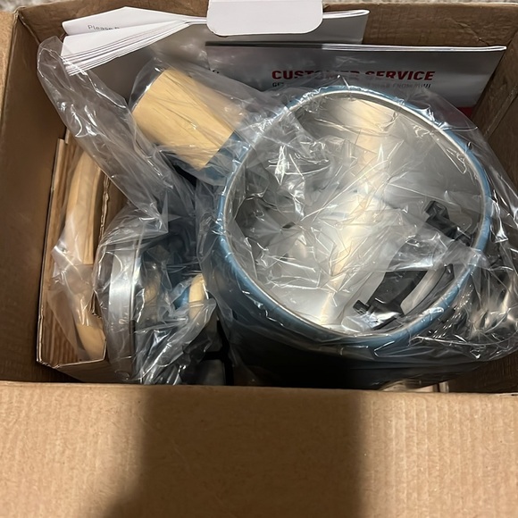 HADEN Dorchester Silt Stone Blue Electric Tea Kettle - Picture 3 of 7